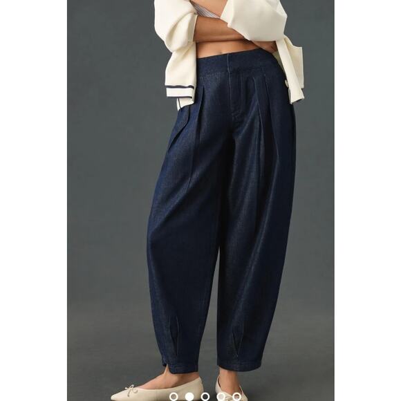 Anthropologie Pilcro Porto Pleated High-Rise Tapered Barrel Leg Jeans Blue Sz 24